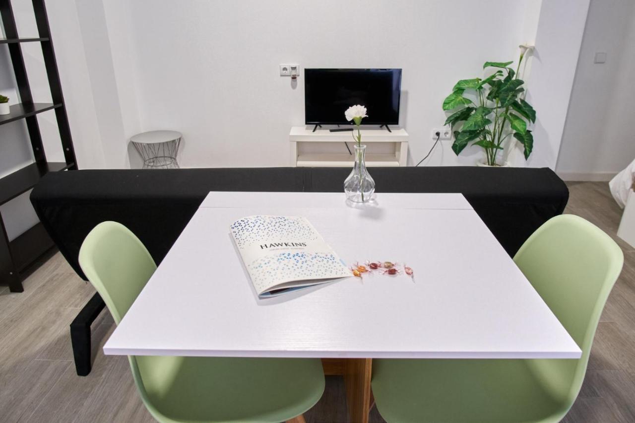 Apartamento Interior En Absoluto Centro En Algeciras 1º A المظهر الخارجي الصورة