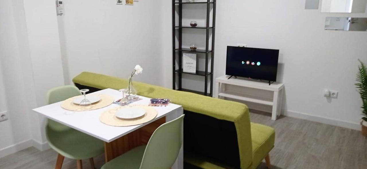 Apartamento Interior En Absoluto Centro En Algeciras 1º A المظهر الخارجي الصورة